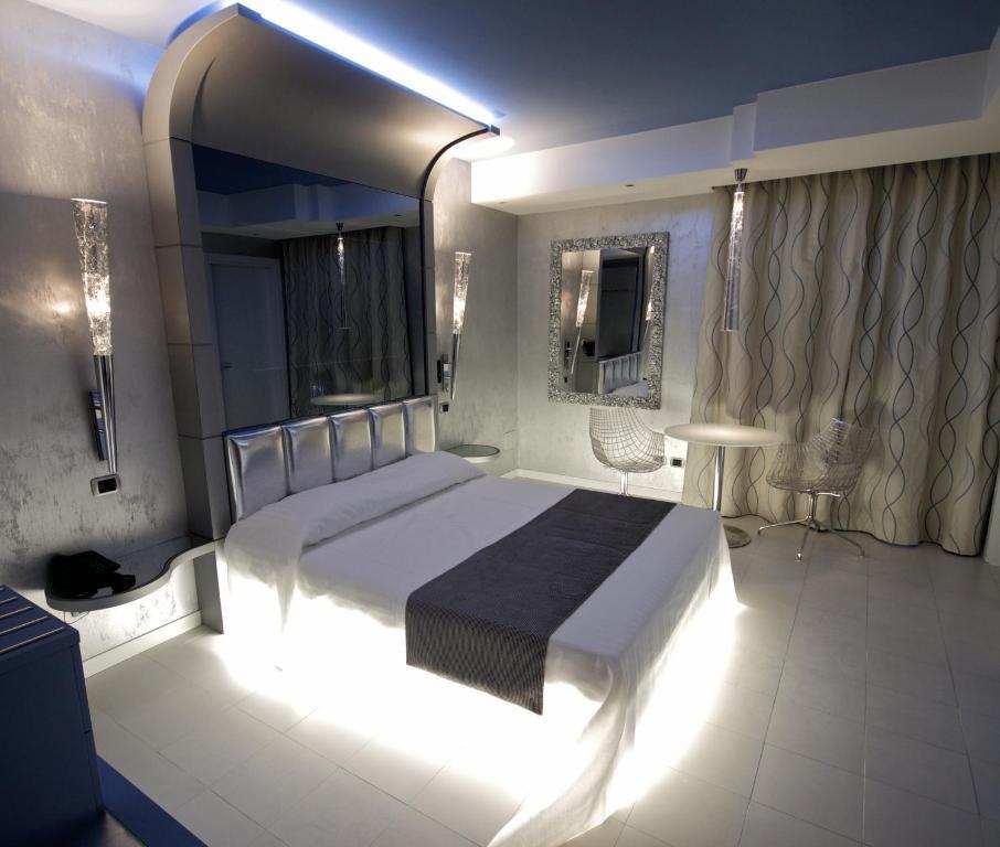 Invilladiserio Hotel Villa di Serio Eksteriør bilde
